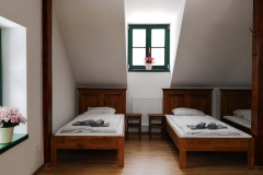 Horáreň Biely kríž